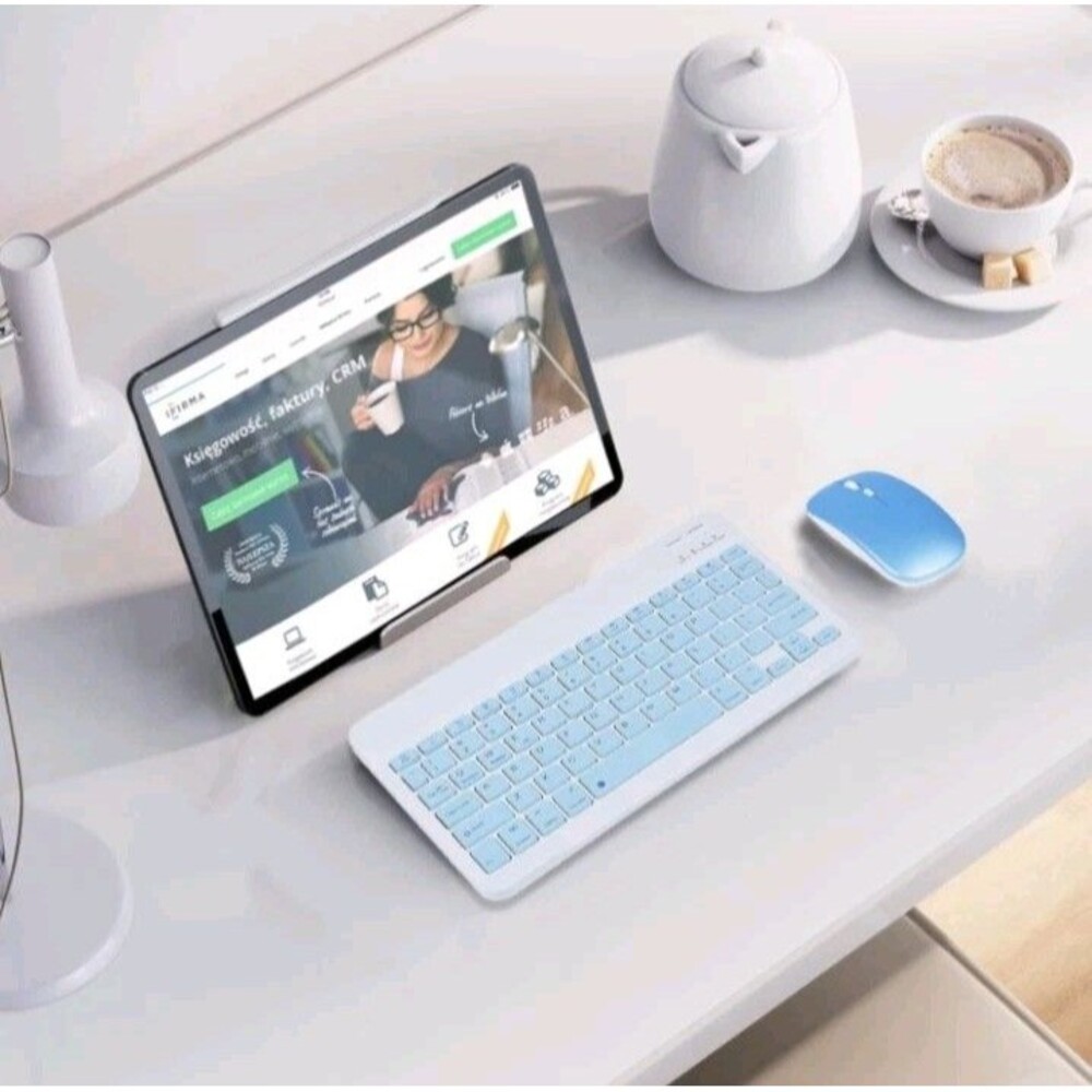 Bluetooth Mouse And Keyboard Set - Picture 5 of 10